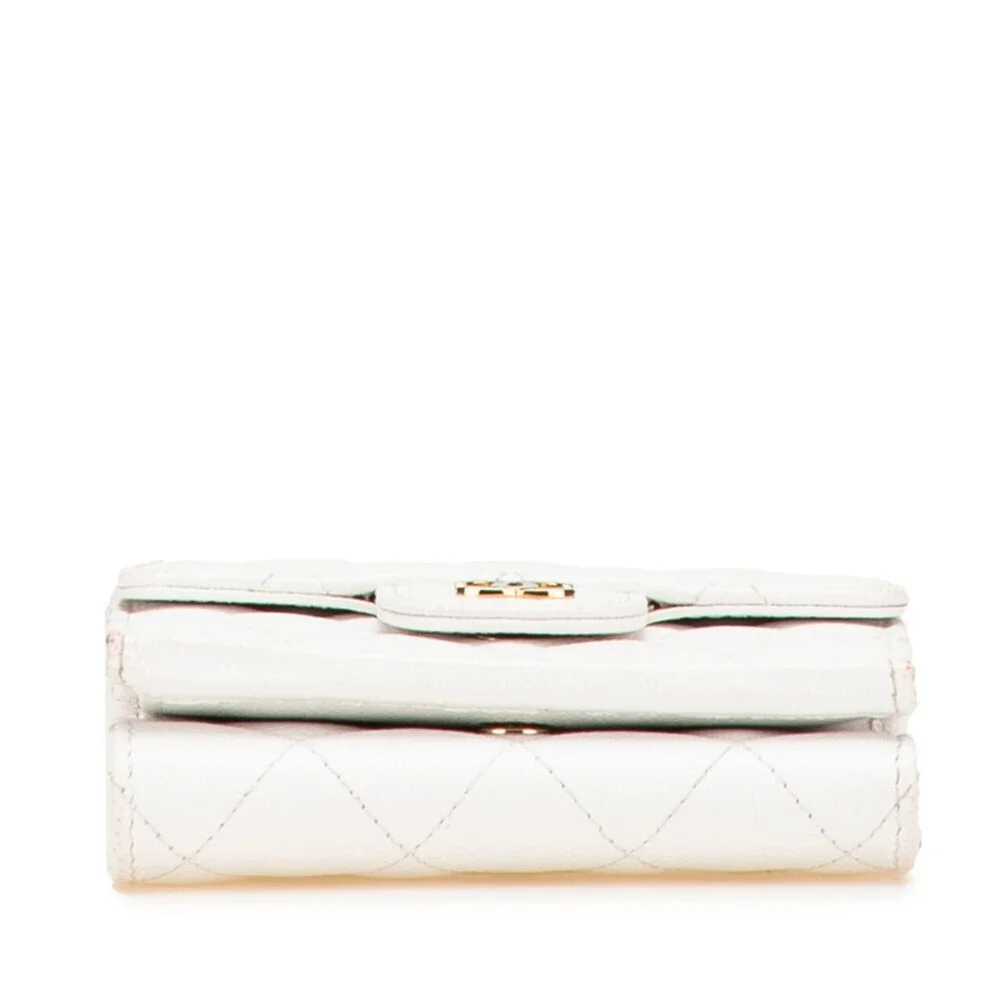 CHANEL White Caviar Leather Logo Wallet